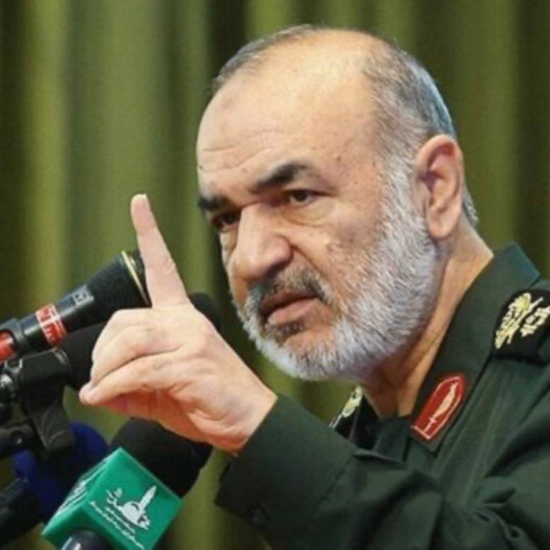 AlinejadMasih's tweet photo. Hossein Salami, the Commander-in-Chief of the Islamic Republic Revolutionary Guard Corps, threatened to kill those associated with Charlie Hebdo: "Muslims will take revenge sooner or later.and you may arrest the avengers, but the dead will not come back to life.” #MahsaAmini https://t.co/7FmwAPUciy
