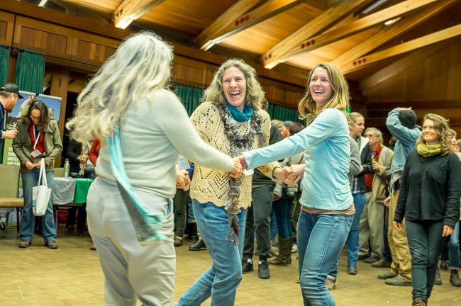 Eco_Farm's tweet photo. 📣EcoFarm Conference 2023 starts in 1 week!📣 Conference events include tours, workshops, meals, music, &amp; more. It is a gathering for inspiration, renewal, and celebration. 🌱Grow with us.🌱Register today: https://t.co/1qWsT2eKu5 #ecofarm2023 #ecofarm https://t.co/XVThpqDa2G