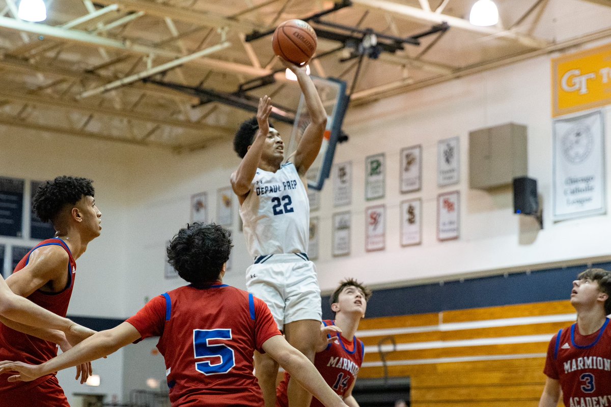 End of 1st: @MarmionBBall leads @DePaulPrepMBB 15-14. Teams trading buckets. @DePaulPrepAD @tdc200 @IllScoops @HSBBALLjg