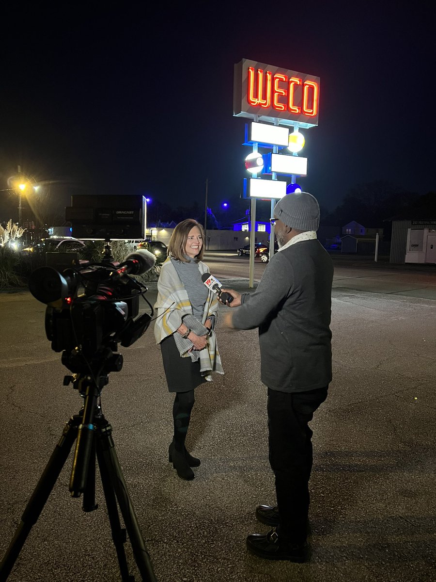 psyoung86's tweet photo. Thank you @WLTX for covering the @RiggsPartners #WECOGlowUp! https://t.co/L2HRuciVpy