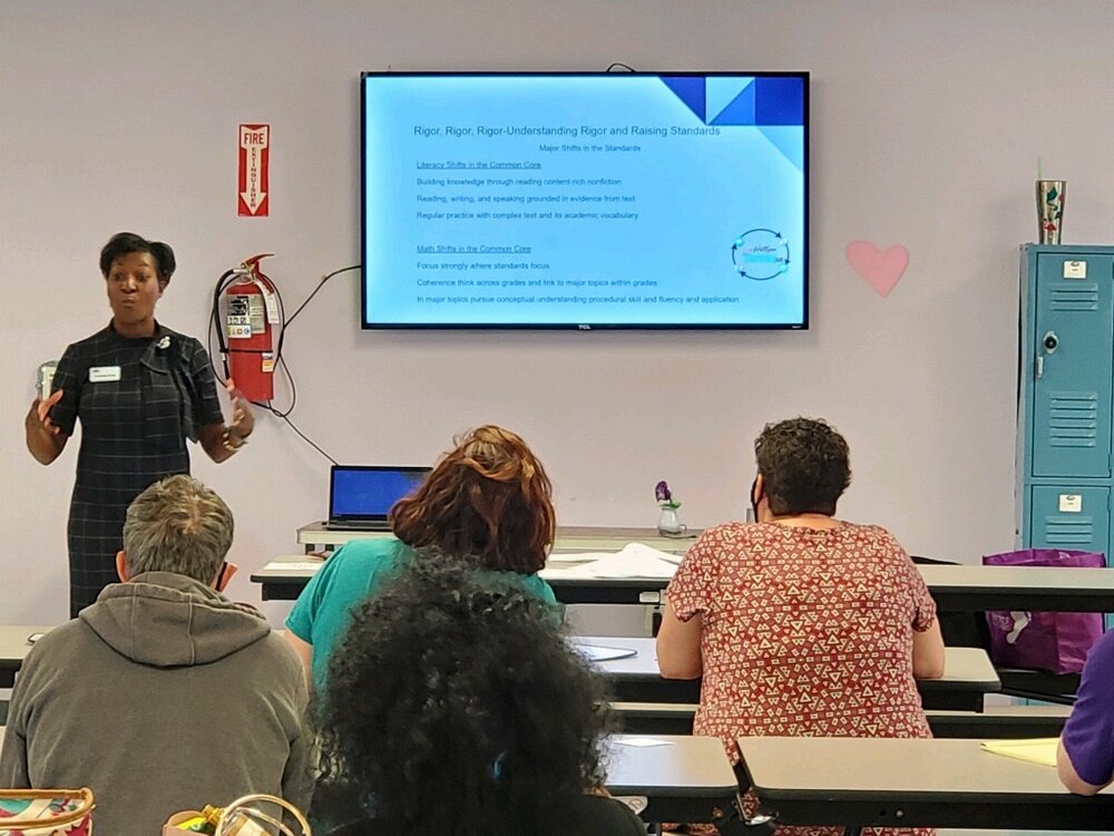 Educators: Think of your best PD experience. What made it memorable? 
#professionaldevelopment #professionallearning #teachertwitter #educationalleader #educationconsultant #ohioeducation #assistantprincipal #teachersrock #blackteachersrock