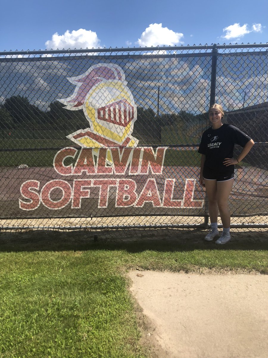 Emilysweetland3's tweet photo. I’m super excited to announce my verbal commitment to further my athletic and academic career at Calvin University! I want to thank my family and coaches for supporting and believing in me through this process. GO KNIGHTS!!! @CalvinSoftball @MojoMunoz18u https://t.co/6K2zhCGidX