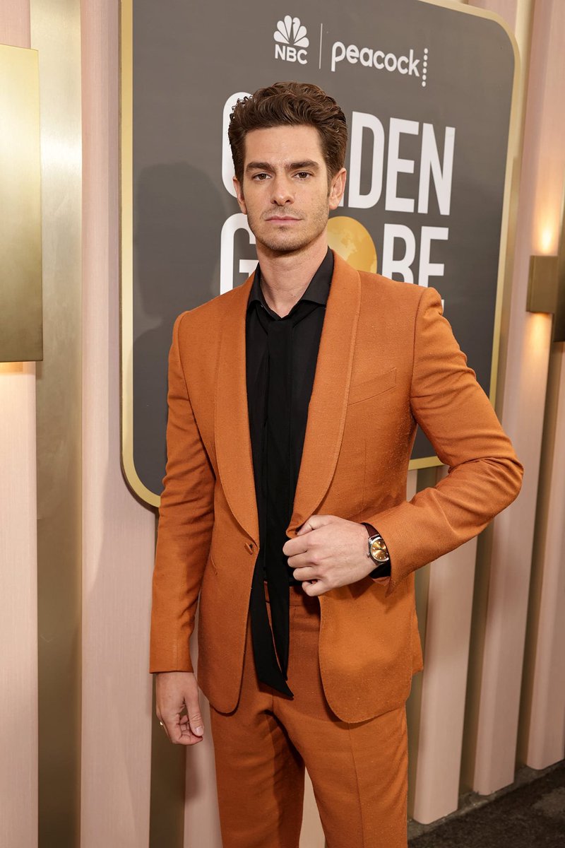 lacinestacion's tweet photo. Andrew Garfield ya está en la alfombra roja de los Globos de Oro. 🧡 Está nominado a Mejor Actor en una Miniserie por su trabajo en 'Por mandato del cielo'. https://t.co/dDIs3ebzO2