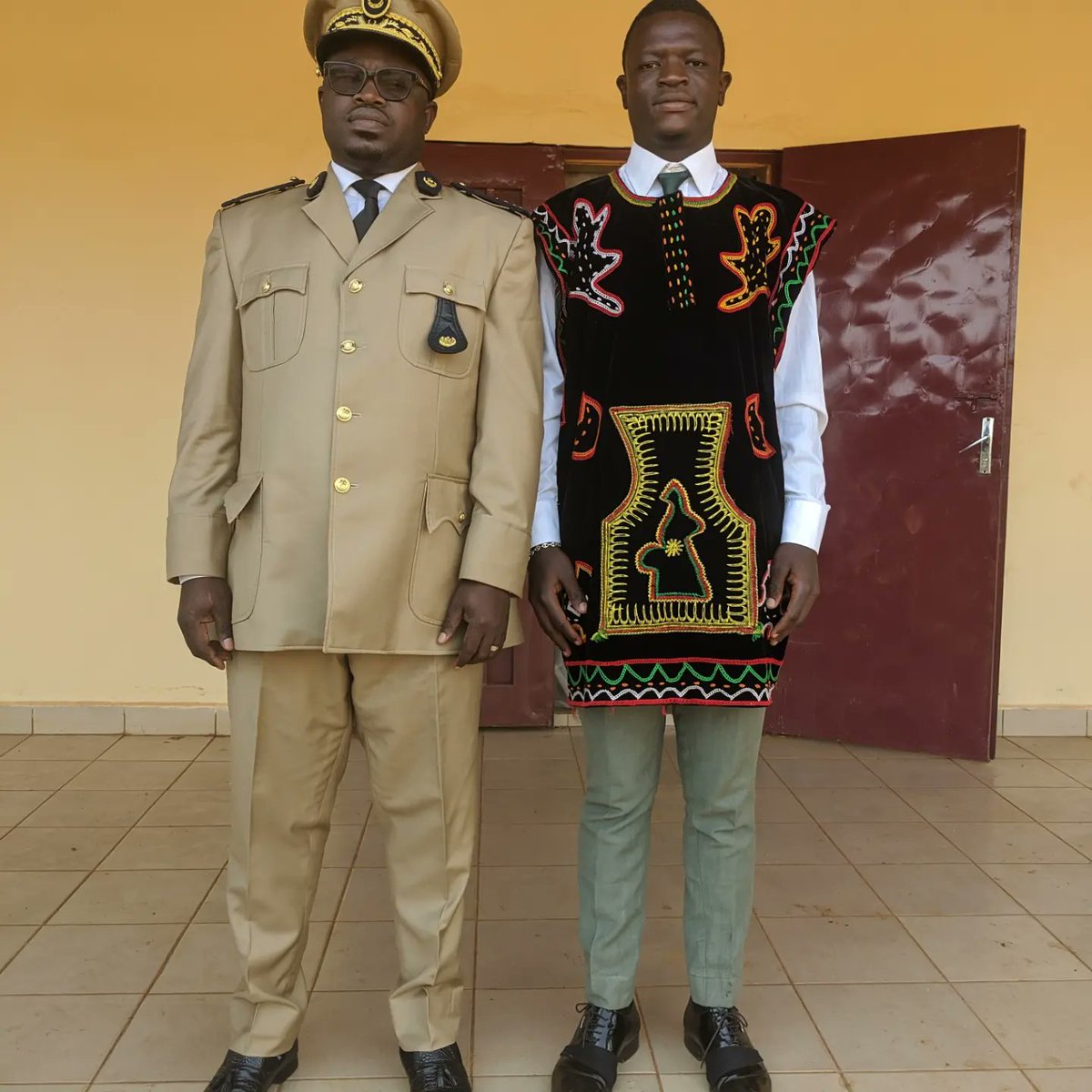 cnycsanta's tweet photo. Cameroon national youth council - Santa has been installed by the Divisional officer of Santa. During the installation the DO Encouraged the new bureau to carry out activities that will positively impact the youths of Santa. https://t.co/wg5Xu5UW85