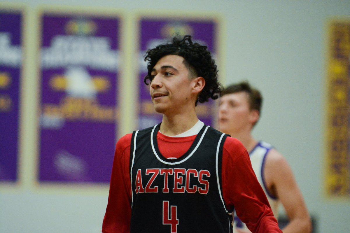 liamkeating7's tweet photo. Kearney 86-17 Guadalupe Centers 

Shoutout to the Aztecs for playing tonight! 

Lots of hard work from them tonight and they played with smiles all throughout the game. 

A great reminder that sports are supposed to be fun! 

@GCI1919 https://t.co/idgzh2LUBv