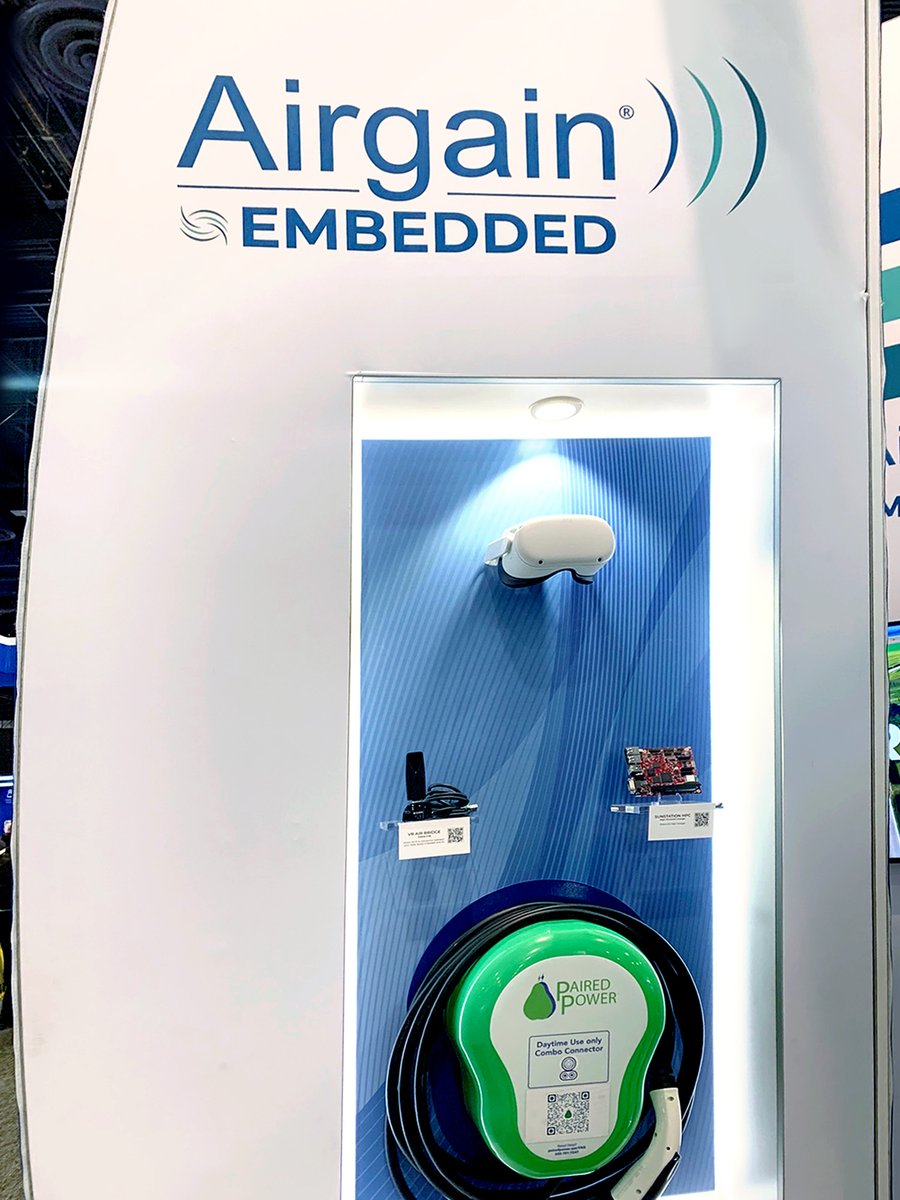 DLink_Global's tweet photo. See what we find at CES 2023🤩

#dlink #VR #DWAF18 #VRAirBridge #meta #metaverse #oculus #gaming #wifi6 #wireless #CES2023 https://t.co/DvXovTauRK