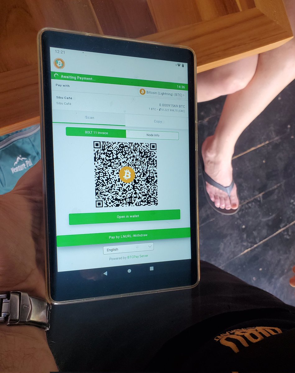 CryptoChicken7's tweet image. Another amazing day supporting local business that accept $btc in @BitcoinJungleCR
Great lunch at Sibu Cafe and dinner at Phatt Noodle. #Bitcoin