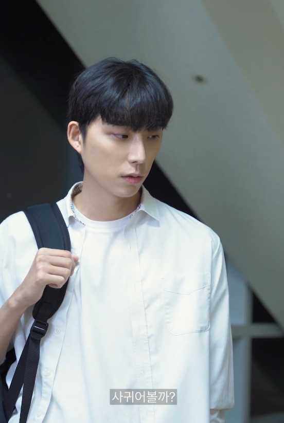 ZIPPINGofficial's tweet photo. [첫사랑 징크스 EP.19~EP.20 업로드]

슬이를 짝사랑했던 태훈이..
'사랑은 타이밍'이라는 말이 공감되는 순간😥

EP.19 보러가기
🎬 https://t.co/sqiLAeya5B
EP.20 보러가기
🎬 https://t.co/PTQVWaTd0Y

#웹드라마 #웹드 #연애 #소개팅 #술자리 #남사친 #여사친 #짝남 #짝녀 #짝사랑 https://t.co/rs1lyZHV9D