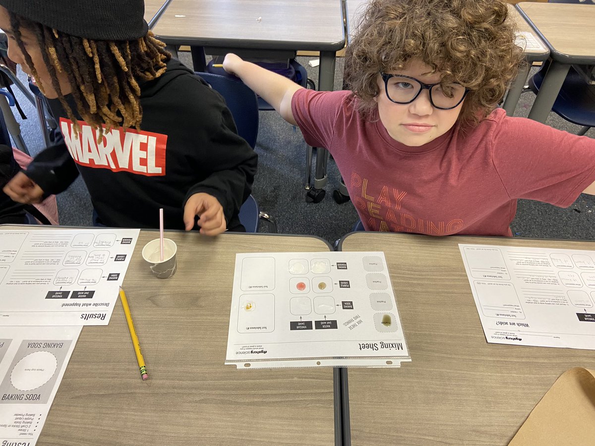 These scholars are digging science. @OsideUSD @OsideSup <a href="/PabloTacOside/">Pablo Tac School of the Arts</a> #Science