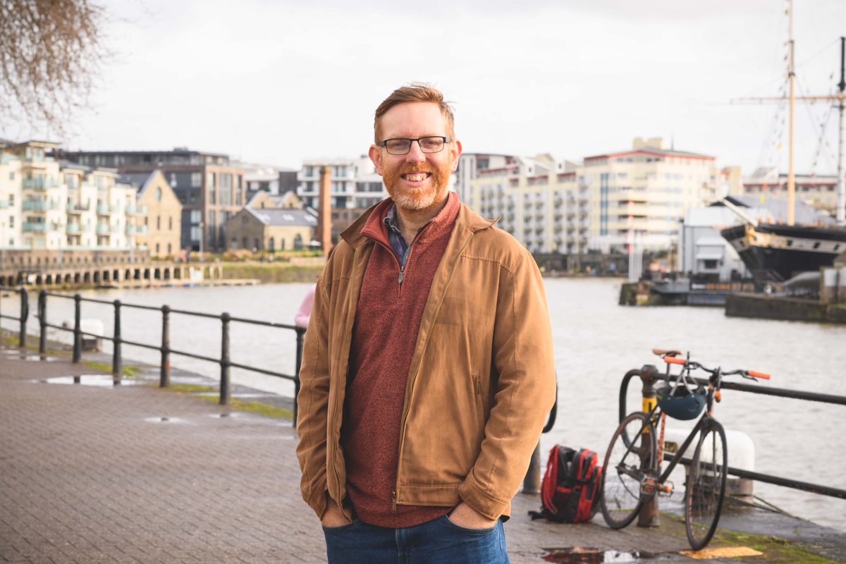 beardedjourno's tweet photo. Thanks to the brilliant @JonCraig_Photos for the photo shoot. Hotwells & Harbourside is my home. I live in the ward and would only stand to be an independent councillor here. I have no political aspirations other than to represent my community. Vote Booth on February 2! https://t.co/cgGb9qHyWe