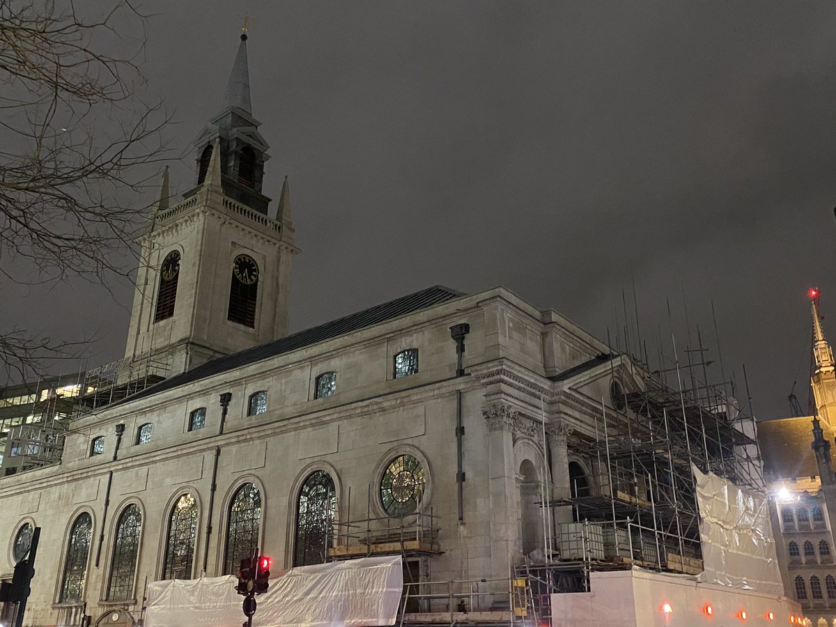 Gough_Janet's tweet photo. London @bishopSarahM &amp; @citylordmayor speaking at fab reception at the Guildhall @cityoflondon to kick off @Wren300M anniversary - at least 5 imaginative activities and initiatives to celebrate Wren’s square Mile churches - 3 of which looked wonderful in tonight’s evening lights https://t.co/8CgIXUWIIZ