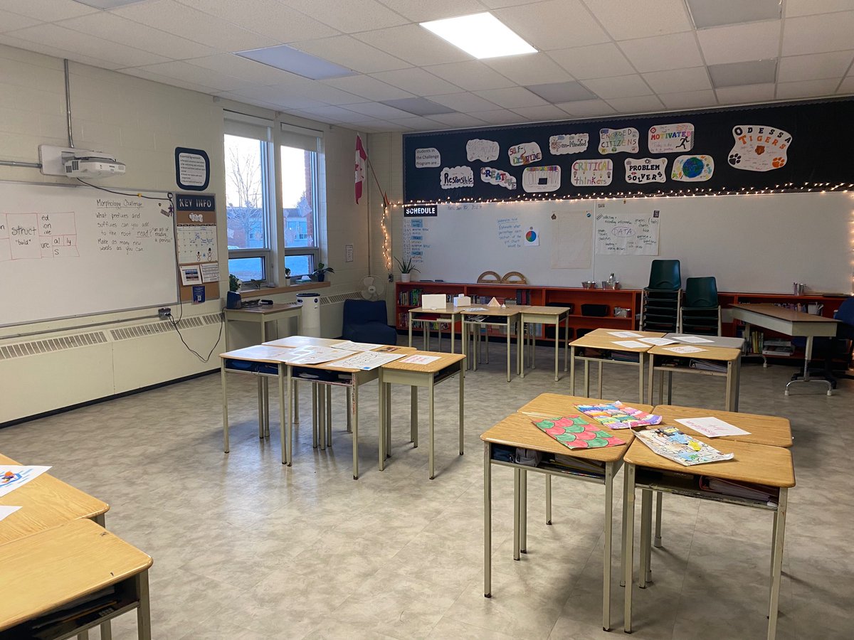 MrCollins_LDSB's tweet image. Looking forward to welcoming students and families to the Choices at 7 Open House this evening! #ChallengeProgram @OdessaPS_LDSB @LimestoneDSB