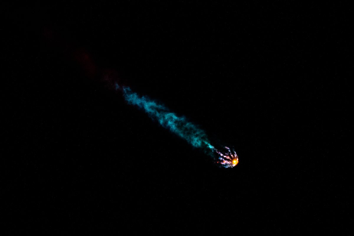 SLDelta45's tweet image. Check out that streak! ✨ This morning&apos;s Falcon 9 OneWeb 2 Launch was quite the looker. 

OneWeb is a planned satellite constellation consisting of 648 microsatellites to provide world wide internet access for individual consumers and airlines. #SetThePaceForSpace