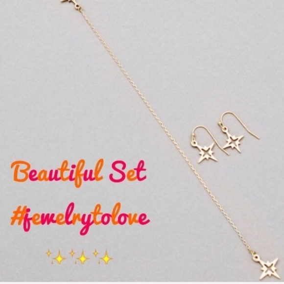 nikkitgf's tweet photo. So good I had to share! Check out all the items I'm loving on @Poshmarkapp #poshmark #fashion #style #shopmycloset #handmade #pinkvictoriassecret #inspiredaily: https://t.co/PzJ62sfHQj https://t.co/5juaIexfS3