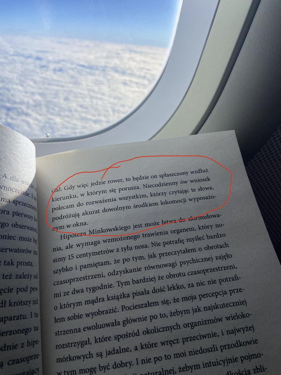 Taka sytuacja... Na szczęście pilot był prawdziwym fachowcen i usiadł bezpiecznie mimo spłaszczonego kokpitu👏. Ten lot był wyjątkowy... thanks to  <a href="/andrzejdragan/">Andrzej Dragan</a> 👌
