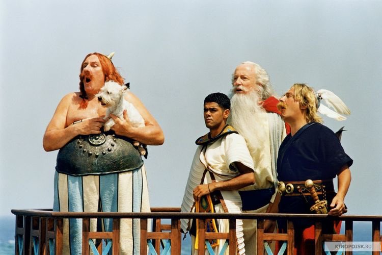 SeriesUpdateFR's tweet photo. Le film "Astérix et Obélix: Mission Cléopâtre" sera diffusé le 30 janvier sur TF1. https://t.co/H7mdjcNNzx