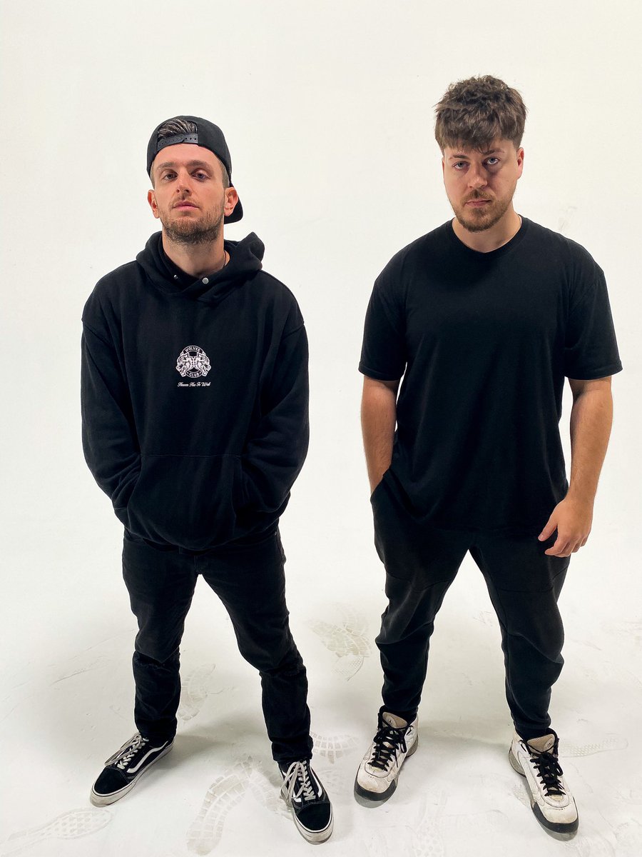 Enkay47_'s tweet photo. New track with @RealVinJay drops next Friday 1-20. Presave in my bio 🔥 https://t.co/PnQbIj4ZP5