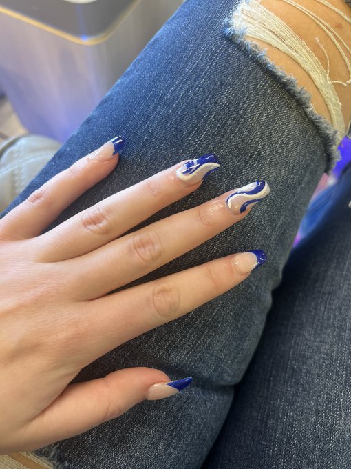 Got my hair done, nails done, pedicure, and went shopping. Self care 💅 https://t.co/1OiHi5JFet<a href="/tag/newprofilepic"class="tags"><span>#newprofilepic</span></a>