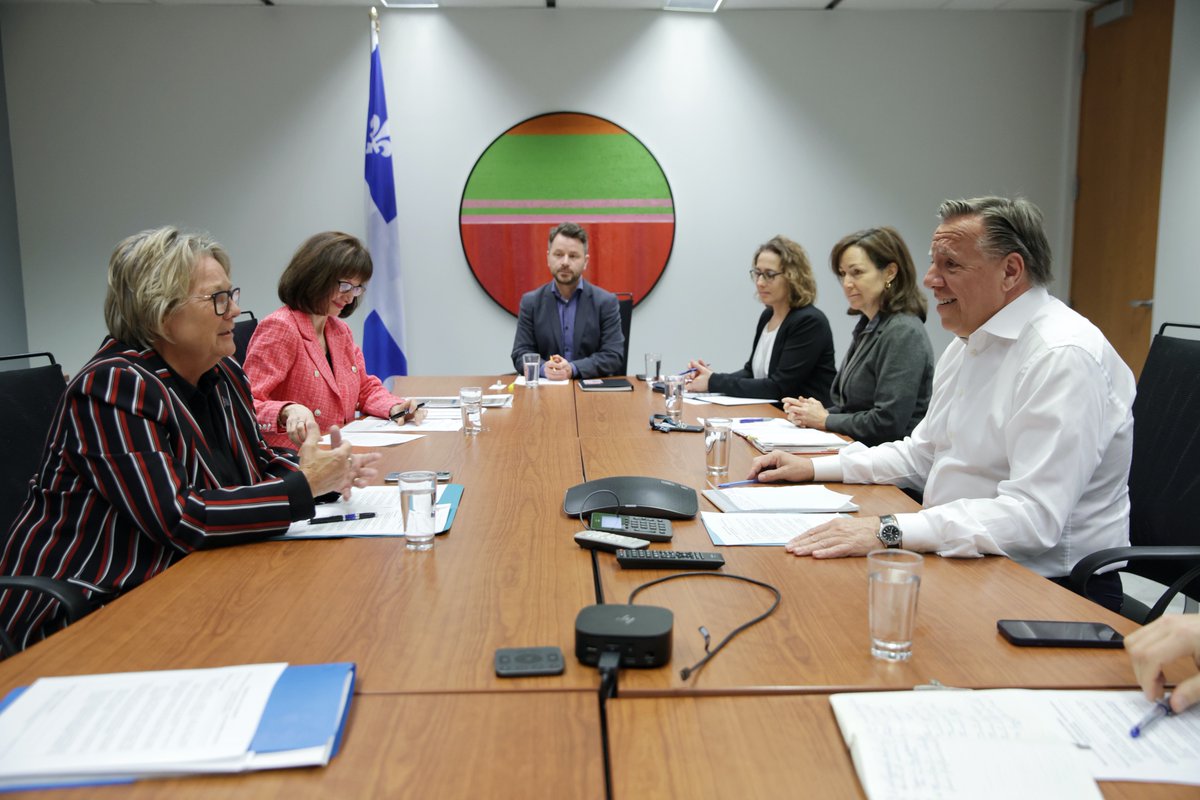 François Legault tweet media