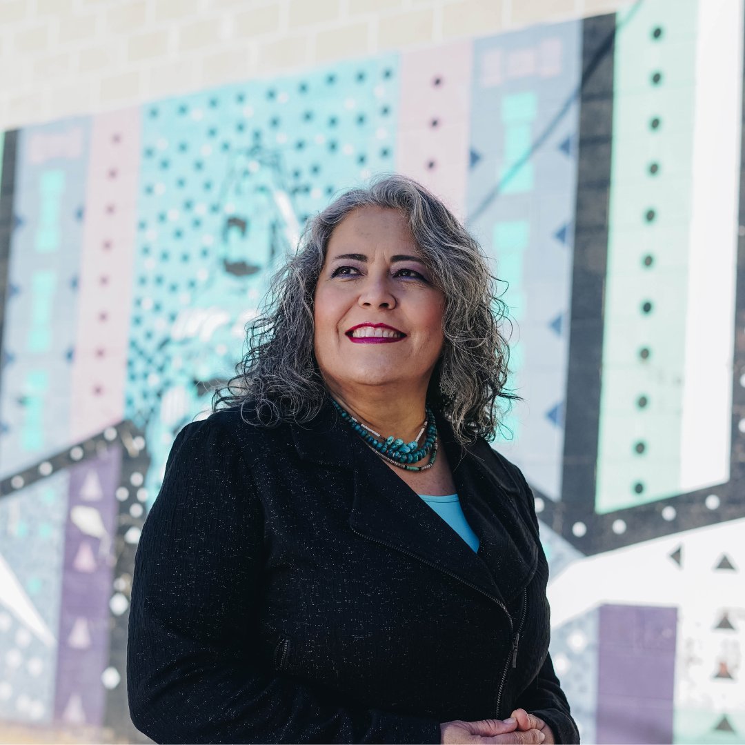 DenverDHS's tweet photo. Meet Rowena Alegria!🎉She founded the city's Office of Storytelling and now serves as Denver's Chief Storyteller. Rowena has recorded nearly 400 video stories since 2019 to preserve the cultures of her community and ensure they are heard. 

#HumanTogether #UnsungCommunityLeaders https://t.co/rHraohGqL8