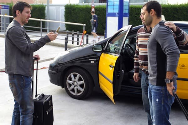 cetincem's tweet photo. I often think about that taxi driver who made Lionel Messi take his photograph with Javier Mascherano https://t.co/DHDKy0bkUV