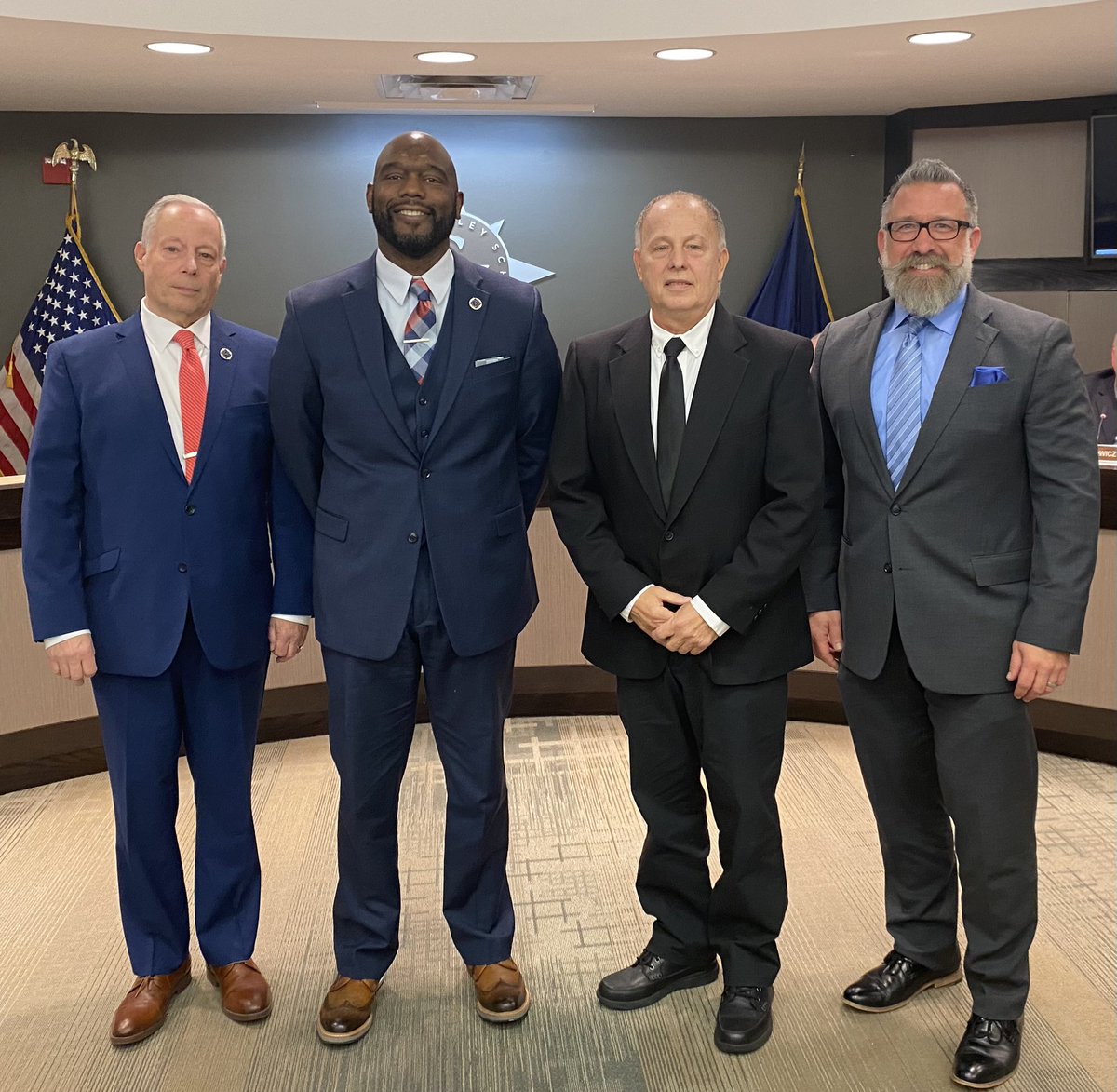 RonRobertsGoCVS's tweet photo. Four citizens, recently elected to new terms, took their seats at the CVS board meeting last night: Ken Pearl, Shannon King, Bruce Wade, and Christopher Gura. Lots of life experiences and talent in this group.

Go CVS giving our kids another win! https://t.co/gWJbRPbZCy