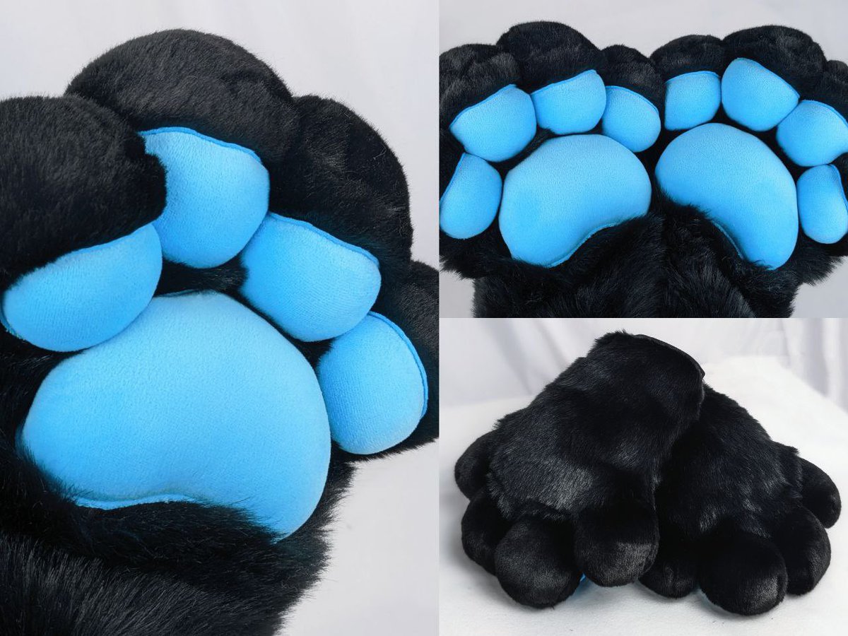 Mochi paw commission 💙🐾