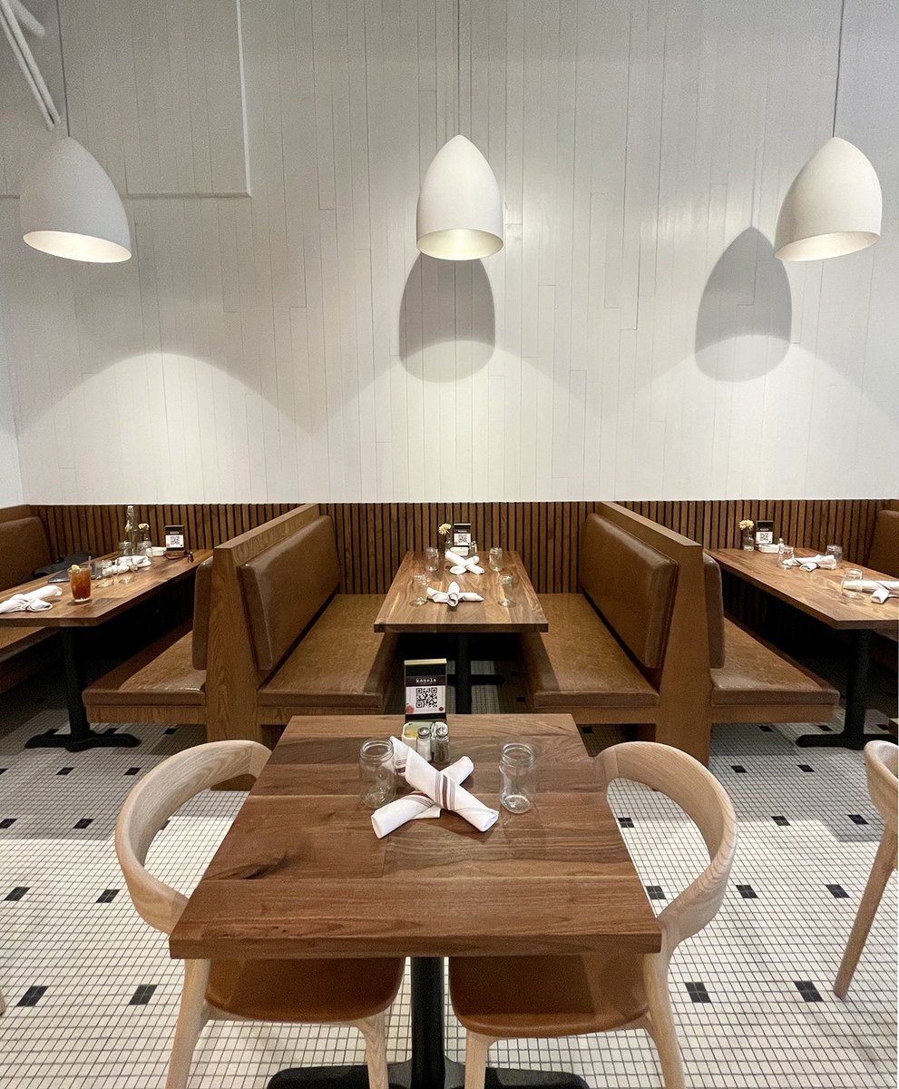 RoccoLaudizio's tweet photo. The construction is finally done @KanelaCafe for their newest location in Oldtown. Here is a sneak peek and more to come as we finalize a few additional details. Stay tuned for more and stop by and check it out.
#restaurantdesign #interiordesign #interiors @slickdesignusa https://t.co/3vtckUYxm5