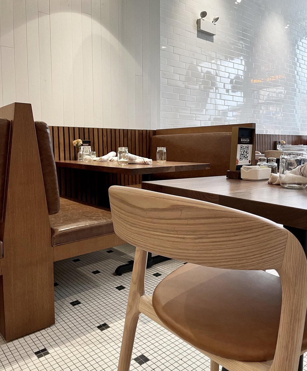 RoccoLaudizio's tweet photo. The construction is finally done @KanelaCafe for their newest location in Oldtown. Here is a sneak peek and more to come as we finalize a few additional details. Stay tuned for more and stop by and check it out.
#restaurantdesign #interiordesign #interiors @slickdesignusa https://t.co/3vtckUYxm5