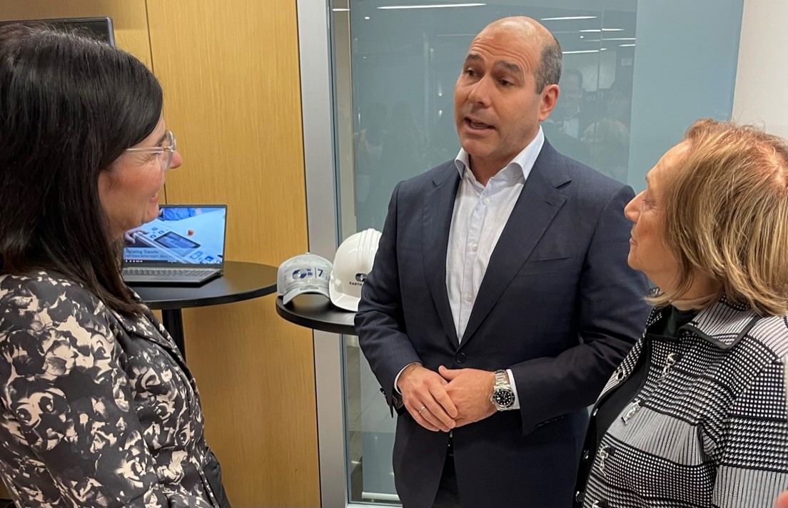 earthboring's tweet image. Pleased to be part of @FedDevOntario funding announcement supporting GTA companies on the grow! Funds will grow our technologies supporting green initiatives, job growth &amp;amp; innovation. 
Met w @FilomenaTassi Minister responsible for FedDev for Southern Ontario for the announcement.