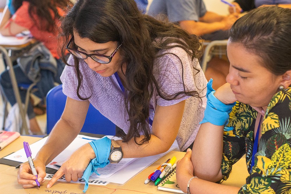 #Día 2⃣  #Campamento ExploraVA!
👩🏫 👨‍🏫 ⛺ 🔬 🙂 #Hoy fue un día de #preguntas para hallar #problemáticas de interés y trabajar en #equipo. Aprendimos a enunciar #hipótesis, a buscar #información en fuentes confiables y sobre las #Tics 
Y por supuesto ejercitamos las sonrisas 😂