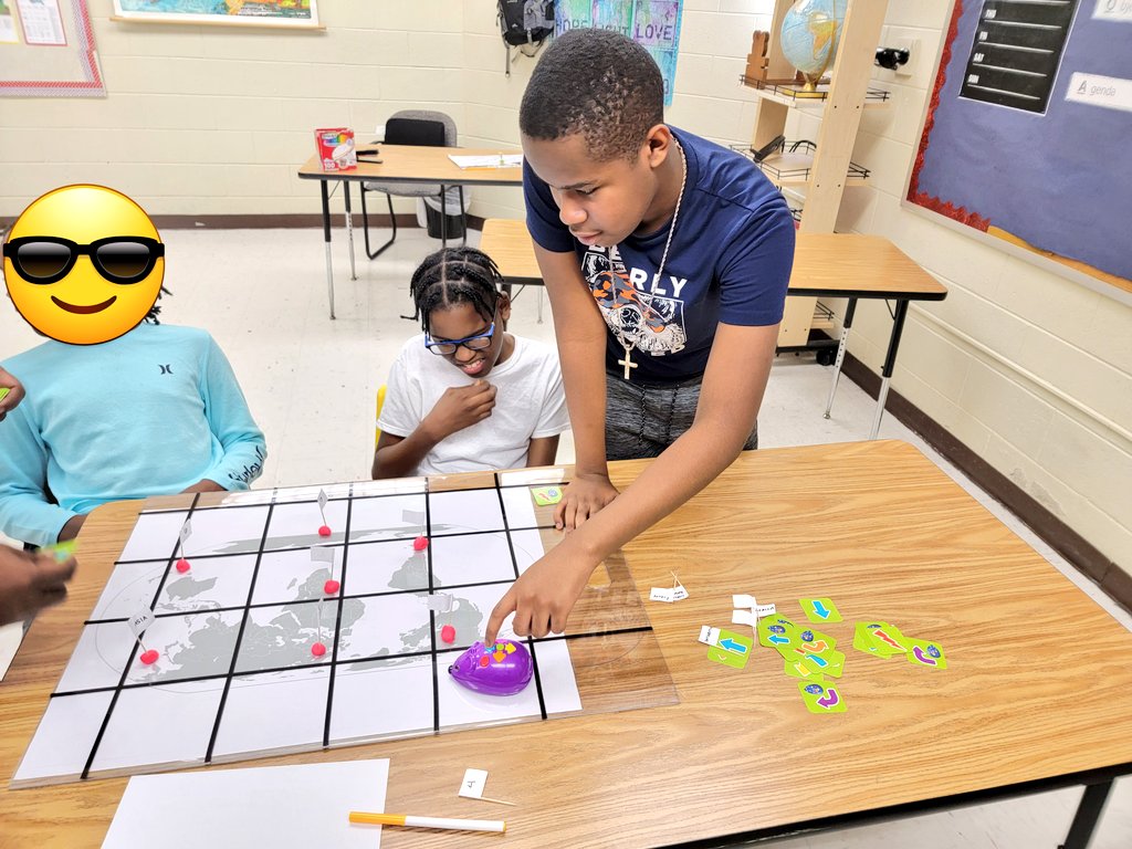 aboyd_steam's tweet image. Stus in Mr. Hyman's class @JohnRolfeMS worked with the #codeandgo mouse today to identify the 7 continents. After rolling the dice to find their mystery destination, they then programmed the mouse's sequence. They coded & traveled the world like pros! @HCPS_Innovates