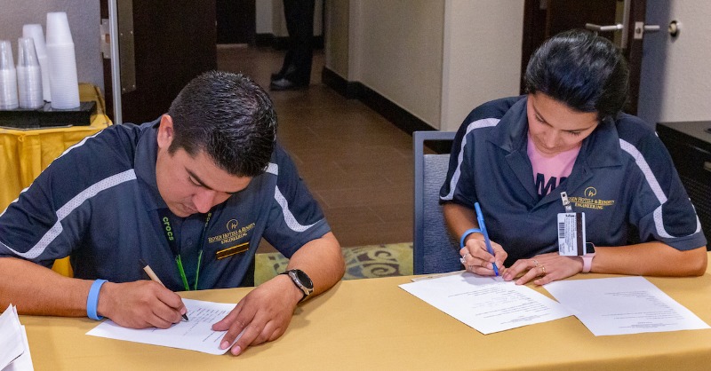UCF's tweet photo. Strengthening the region’s talent force 🙌
We’re teaming up with @OrangeCoFL and @RosenHotels to provide ESOL Classes for I-Drive employees to help the local hospitality employees secure better employment opportunities in the nation’s tourism hub.