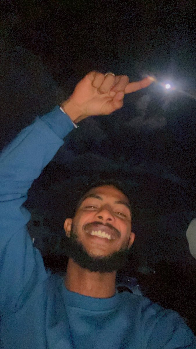 amjad_murad711's tweet photo. 🌕🖤 https://t.co/pdp5eMce0n