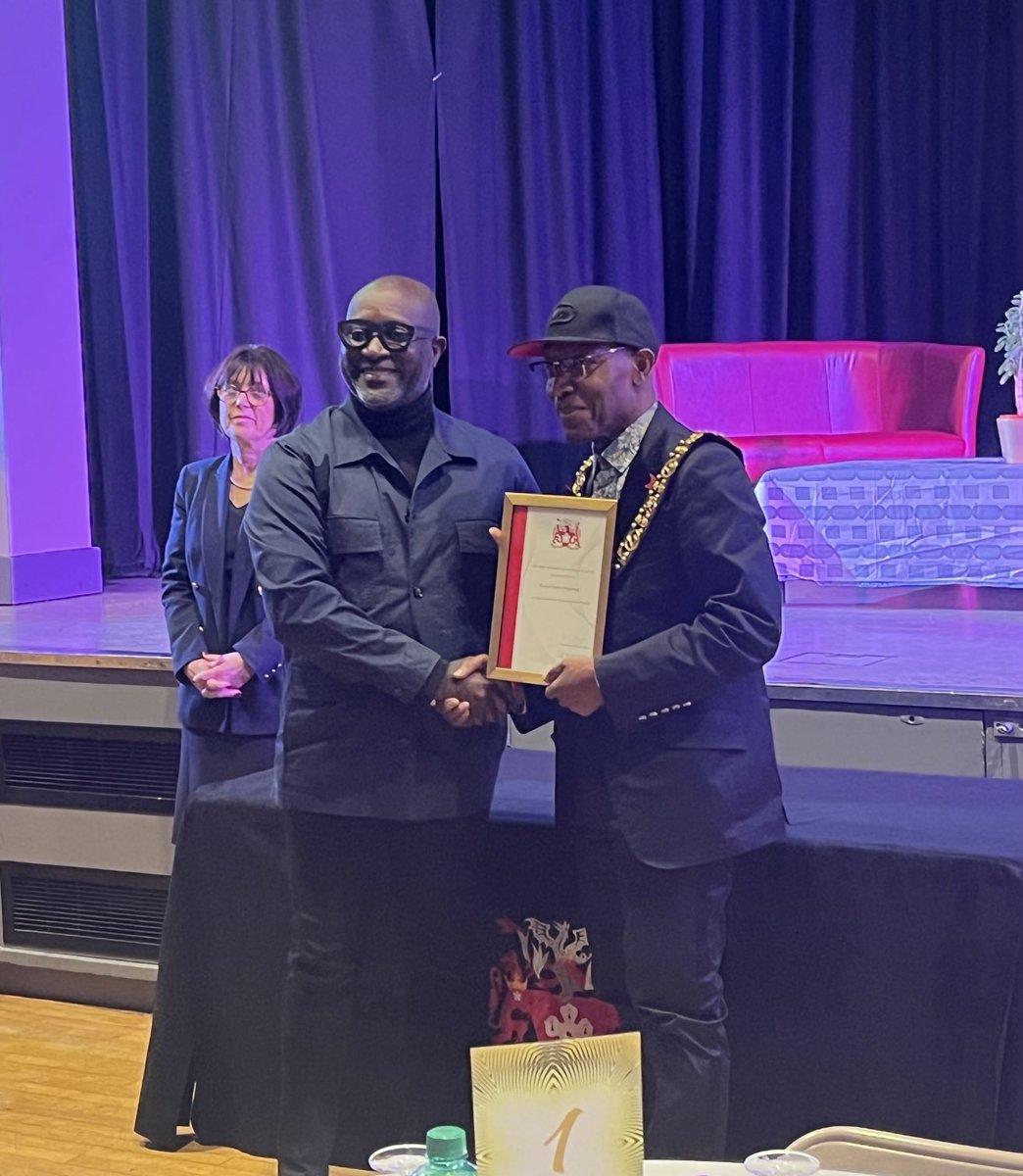 AshieduJoel's tweet photo. Celebrating ⁦@pastorCOF⁩ as he is recognised by #LordMayor #LeicesterCity as an #HonouredCitizen for his numerous contributions to the #CityofLeicester. ⁦@CityofFavour⁩ ⁦@PMOBS1⁩ ⁦@AfricannetworkL⁩ ⁦@leicslive⁩ ⁦@rccguk⁩  congrats everyone👏🏾👏🏾 https://t.co/jBrJFhXeyp