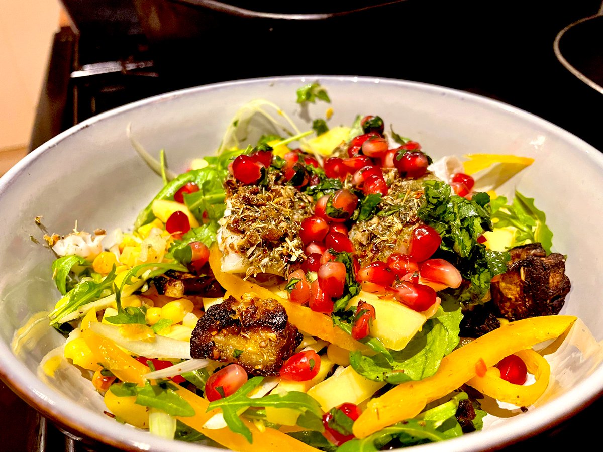 We’re in the lab, secretly creating our soon-to-be world famous tea rubs. This is The Versatile One on a fillet of cod. It’s lungwing tea with lemongrass, galangal, lime leaves and more. Pre-order by sending likes! #TeaRubs