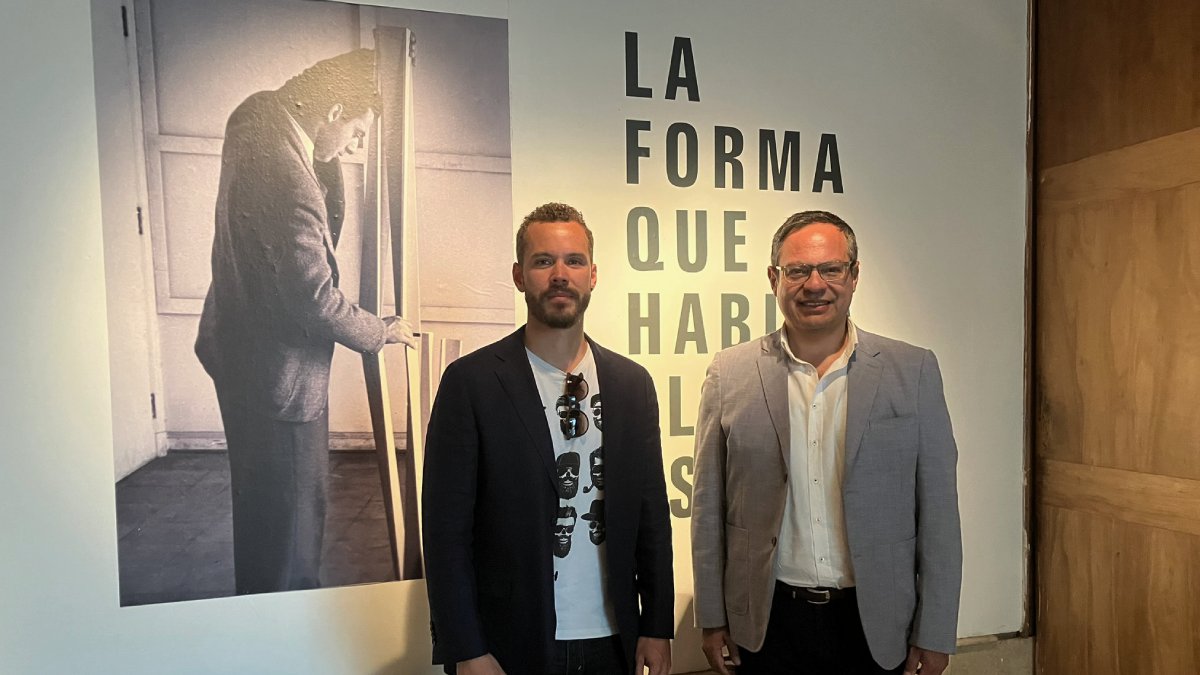 Inauguración “La Forma que Habita el Espacio, Fabio Cruz Prieto (1952-1997)”

El pasado lunes 09 de enero se inauguró esta exposición  guiada por el docente e[ad] y arquitecto Igor Fracalossi, en el Museo Municipal de Bellas Artes de Valparaíso.

ead.pucv.cl/2023/inaugurac…