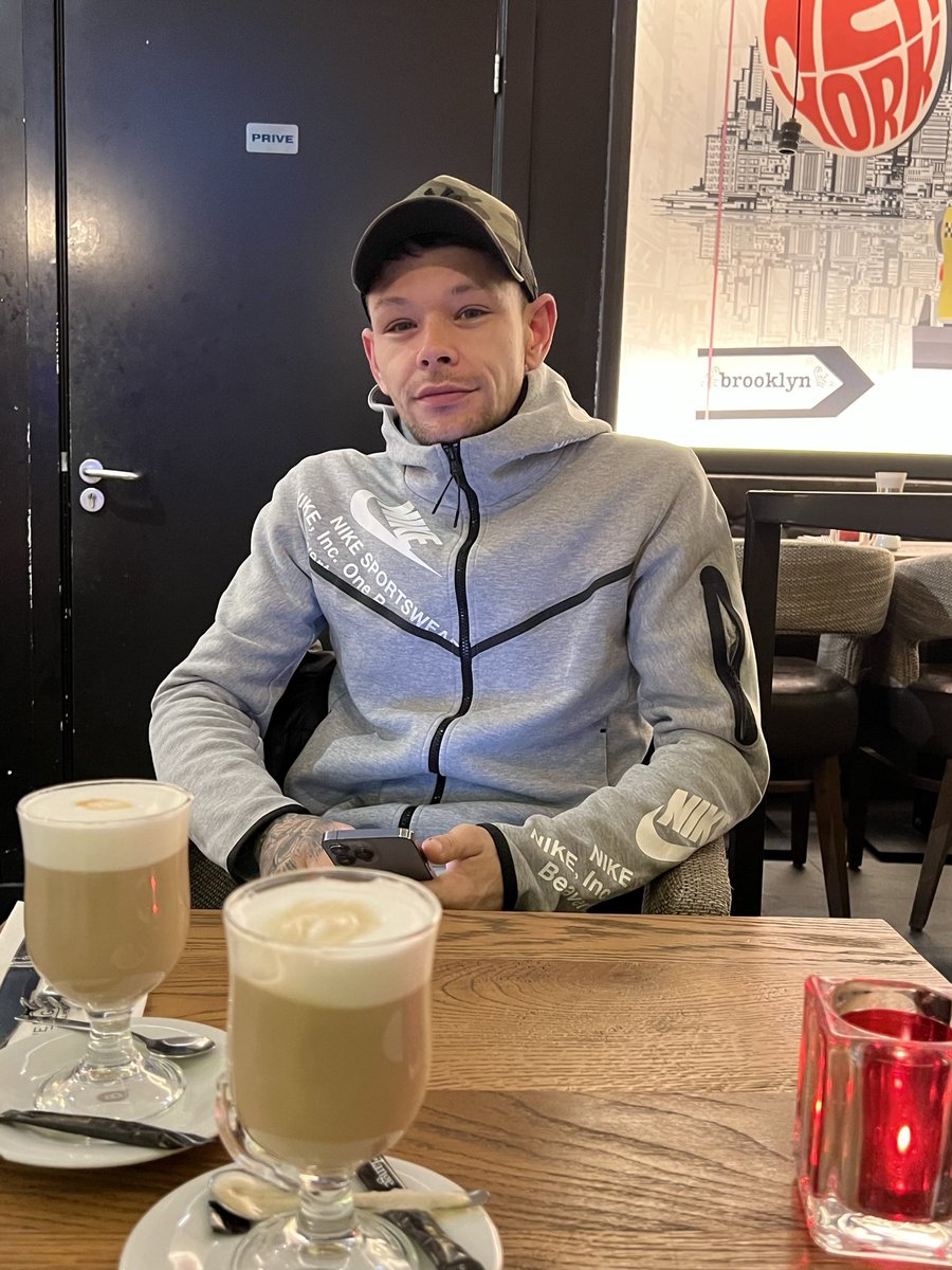 Harri Oakland on Twitter: "Keeping warm ☕️ ️ http://instagram.com/harri