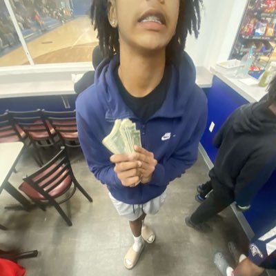 bucketlonnie's tweet photo. #NewProfilePic https://t.co/lHoJ0lbHJL
