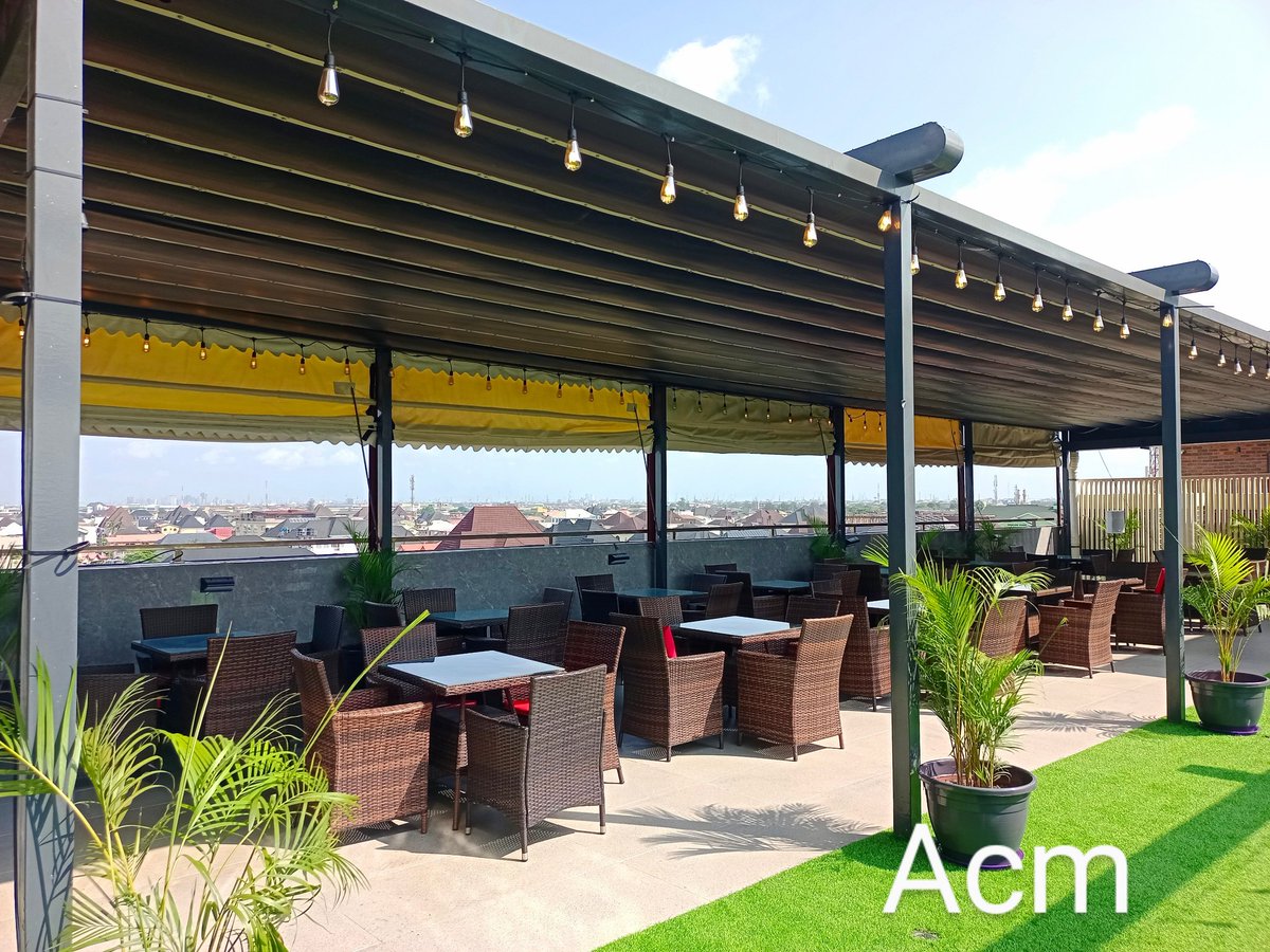 AliansodiqS's tweet photo. Automated shade @ garden top hotel festac 
Call on 08083790545 https://t.co/nVYDr9P27Y
