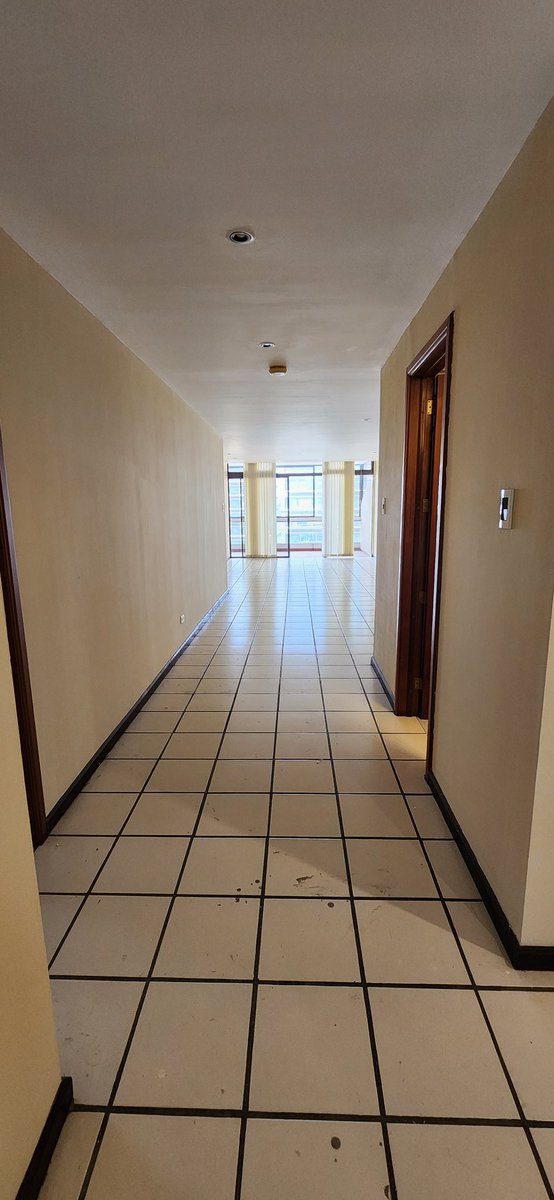 Pintoinmobi12's tweet photo. Rento apartamento en Tiffany z10

1. Dos cuartos + cuarto de servicio con entrada independiente 
2. Dos baños completos 
3. Amplio balcón 
4. Máster con Walk-in-closet 
5. Línea blanca

• Precio: $1,150 (iva y mantenimiento Incluido)

● Más información al 55243075 https://t.co/kCexg5dMCN