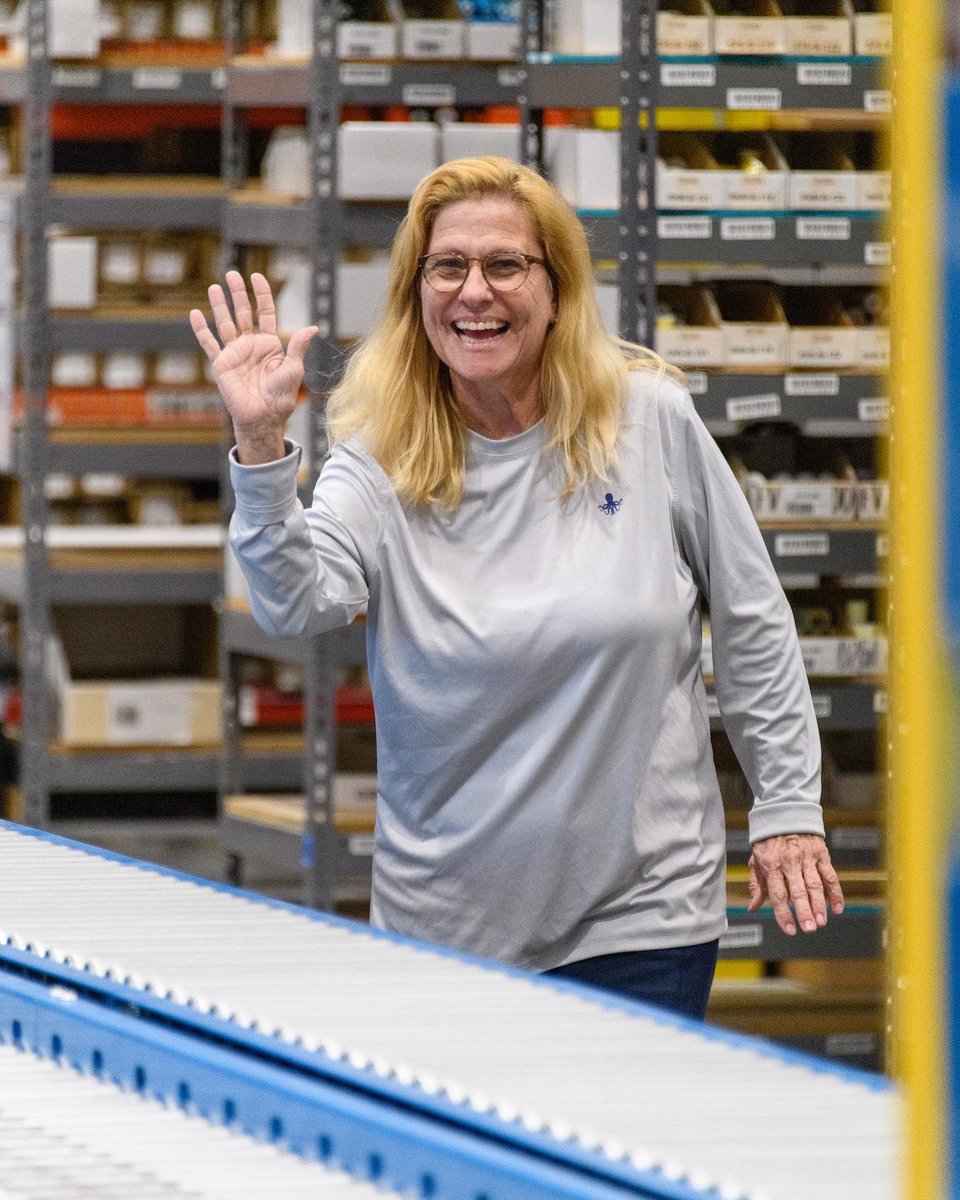 MudHoleTackle's tweet image. Warehouse appreciation post!
Our warehouse employees worked harder than ever this year, receiving, picking and shipping  out 144,751 orders full of guides, grips and blanks.

These men and women are the unsung heroes of Mud Hole. #mudhole #fishing #customrod #customrods