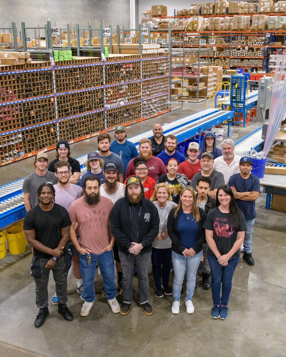 MudHoleTackle's tweet image. Warehouse appreciation post!
Our warehouse employees worked harder than ever this year, receiving, picking and shipping  out 144,751 orders full of guides, grips and blanks.

These men and women are the unsung heroes of Mud Hole. #mudhole #fishing #customrod #customrods