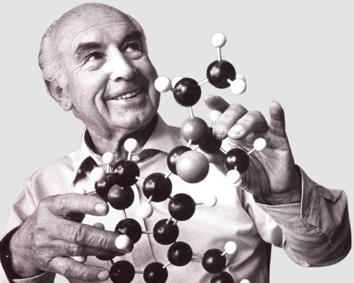 FatherMcKennaa's tweet photo. Happy Birthday and RIP to Albert Hofmann, a chemist, writer, psychedelic researcher, and the creator of LSD.

"LSD wanted to tell me something. It gave me an inner joy, an open mindedness, a gratefulness, open eyes and an internal sensitivity for the miracles of creation." https://t.co/vLG7SlRvSB