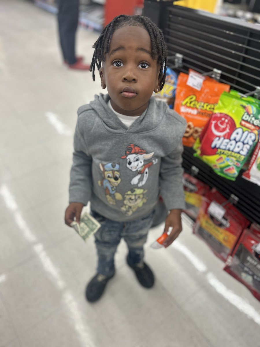 JaayGee83's tweet photo. From the oldest to the youngest I love y’all unconditionally💙💪🏾💯 https://t.co/mxbGVDZK7g