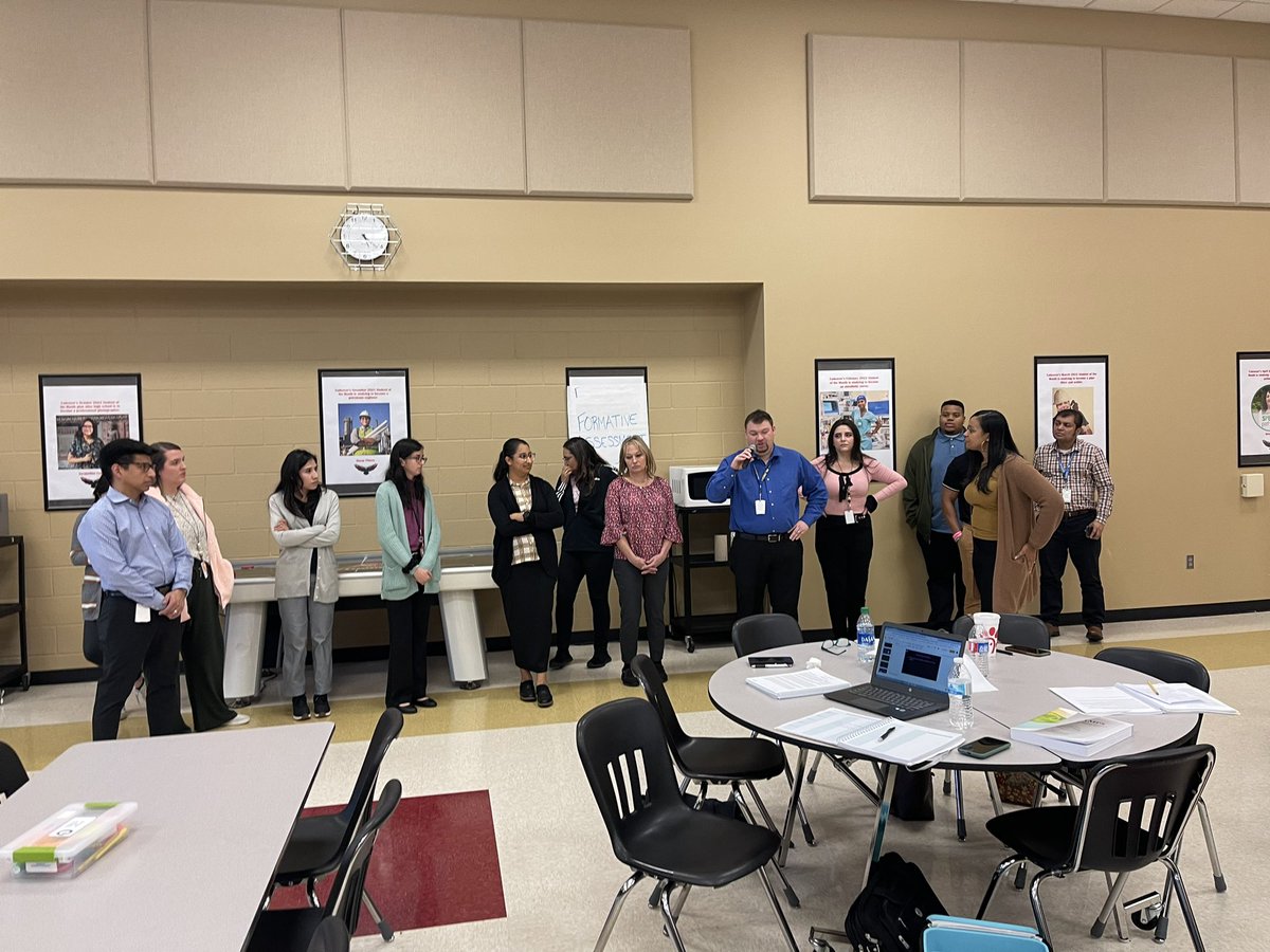 alexwilk88's tweet photo. Such great discussions about Learning the Learner and Making Connections at Session #5 of FYTA! @Azuredee123 https://t.co/Xx02caGX8N