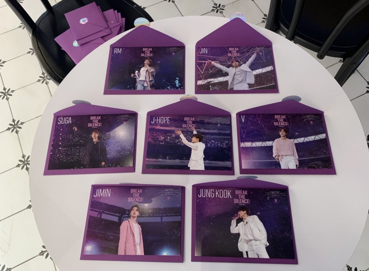 bts_7942's tweet image. 치열했던 지난 날 
지나고 보면 다 부질 없..
근데 포카라잖아 

#YetToCome #BTS_RunBTS
#ForYouth @BTS_twt