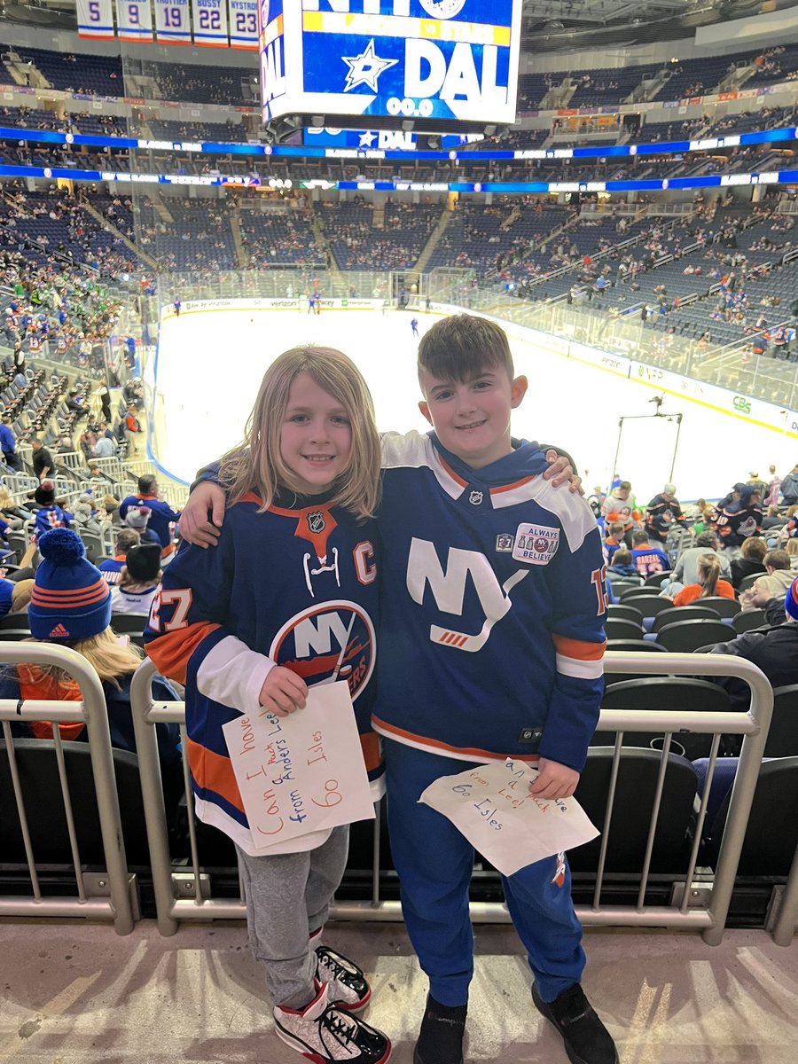 Kristina Moon tweet media