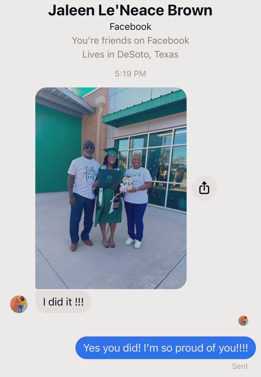 HeyMsThomas1913's tweet image. My greatest moments as an educator is when my kids share their greatest moments with me! I’m honored they think of me to share these moments with! All Sr Year they heard “We produce grads in Ms. Thomas class!” #DeSoto #UNT #IssaGraduate
