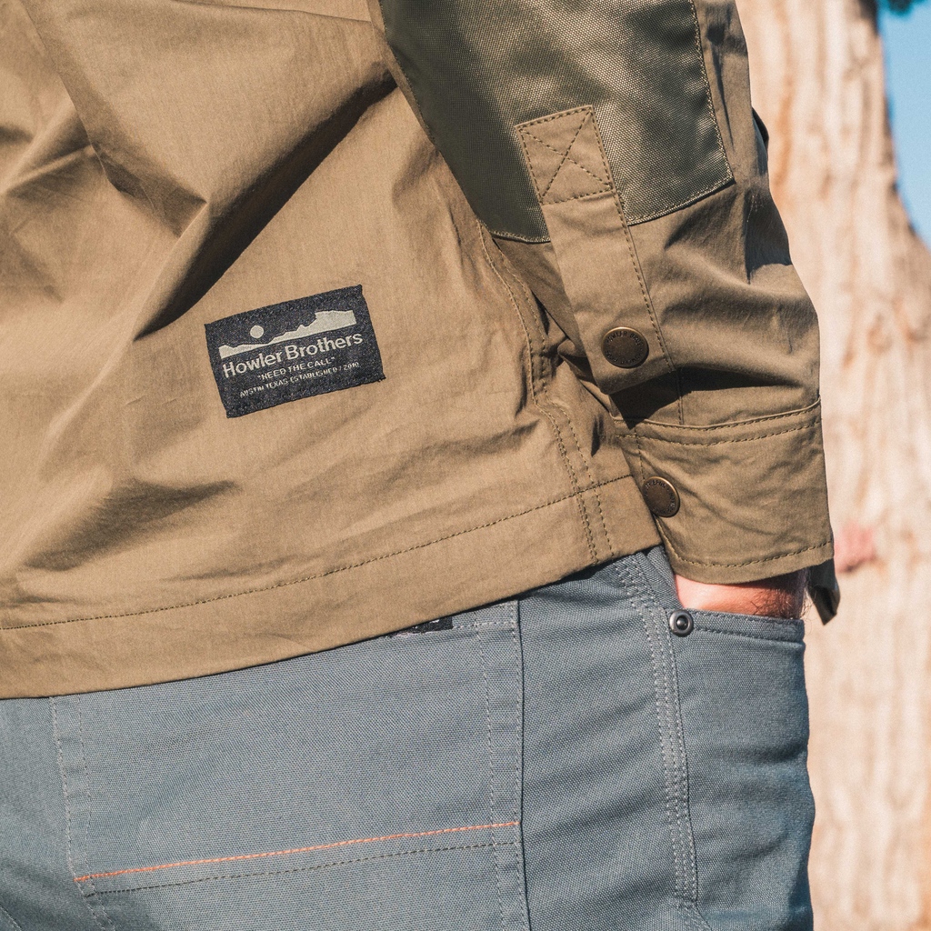 HowlerBros's tweet image. // MANAKIN STABLE COAT // Ready for the stable, ready to be a staple. The Manakin Stable Coat goes on easy, looks cool and dresses up or down for all kinds of occasions.

HEED THE CALL

#stablecoat
#versatilejacket
#napoleonpockets
#barnjacket
#howlerbros
#heedthecall